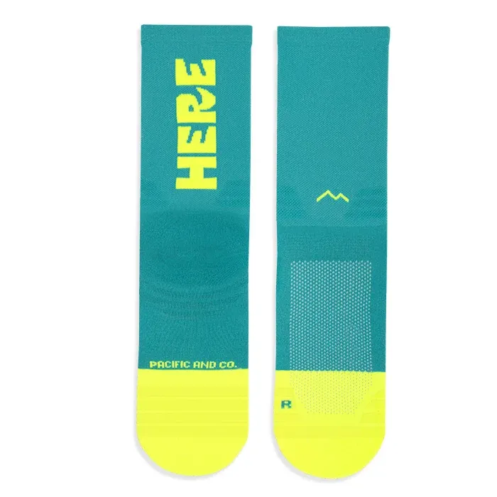 HERE-NOW-turquoise_plano.webp