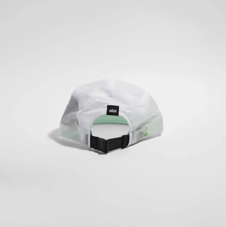 vaga-feather-light-cap-running-cap-white-back.webp