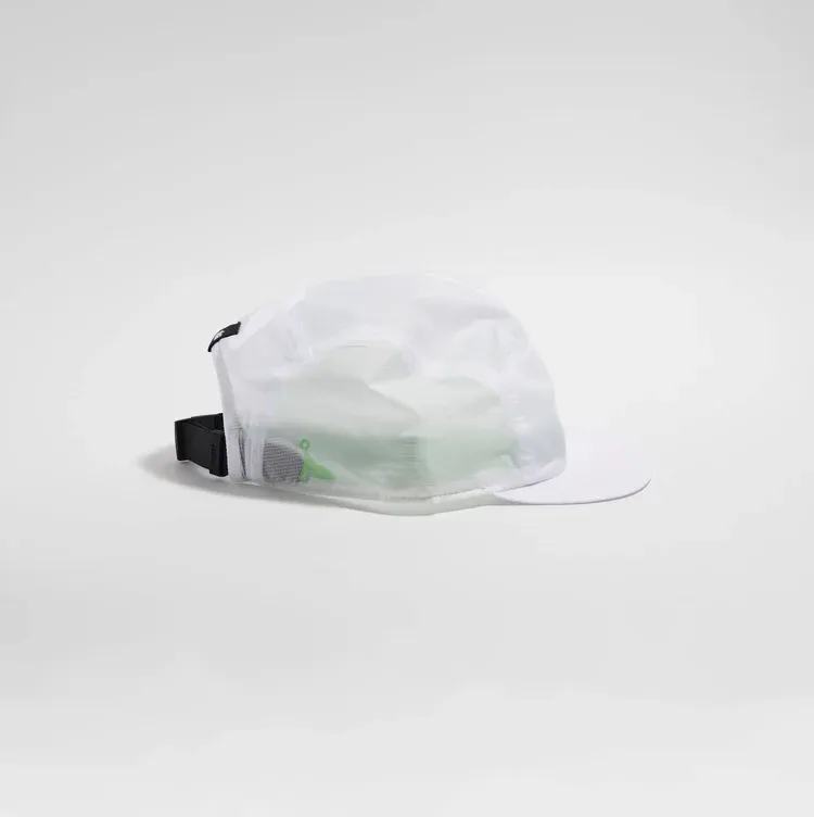 vaga-feather-light-cap-running-cap-white-side.webp