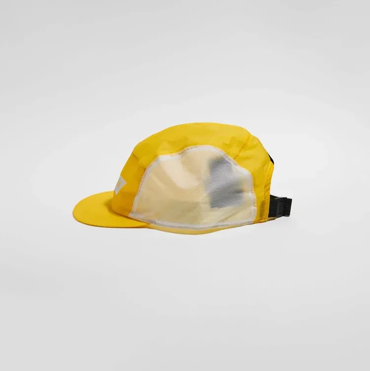 vaga-feather-light-cap-running-cap-yellow-reverse-side.webp