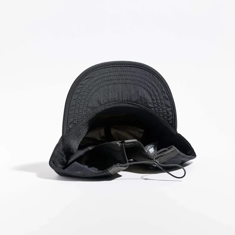vaga-pacer-running-cap-charcoal-black-brown-underneath.webp