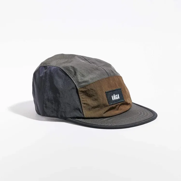 vaga-pacer-running-cap-charcoal-black-brown-front-angle.webp