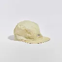 vaga-wind-resistant-cap-running-cap-sagegreen-front-angle.webp