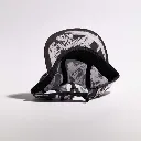 vaga-scribble-running-cap-black-white-underside.webp