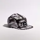 vaga-scribble-running-cap-black-white-angle.webp